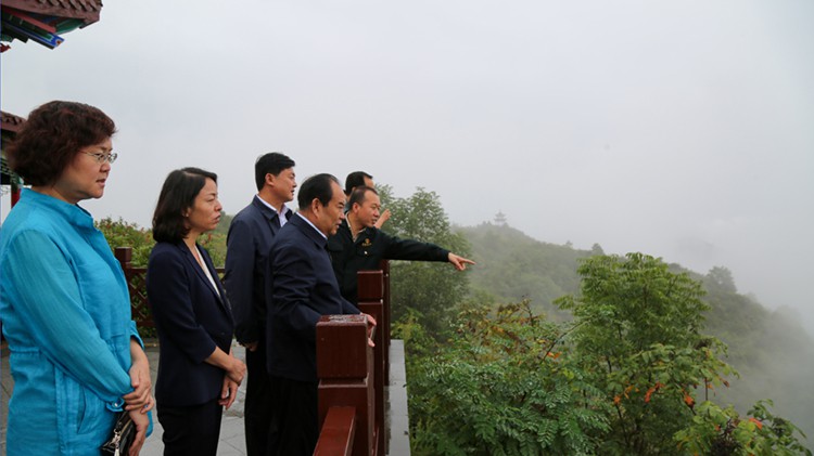 省市場監(jiān)督管理局黨組書記、局長王忠習(xí)調(diào)研金徽股份
